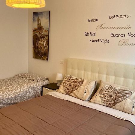 The Little House In Bergamo Apartment Bagian luar foto