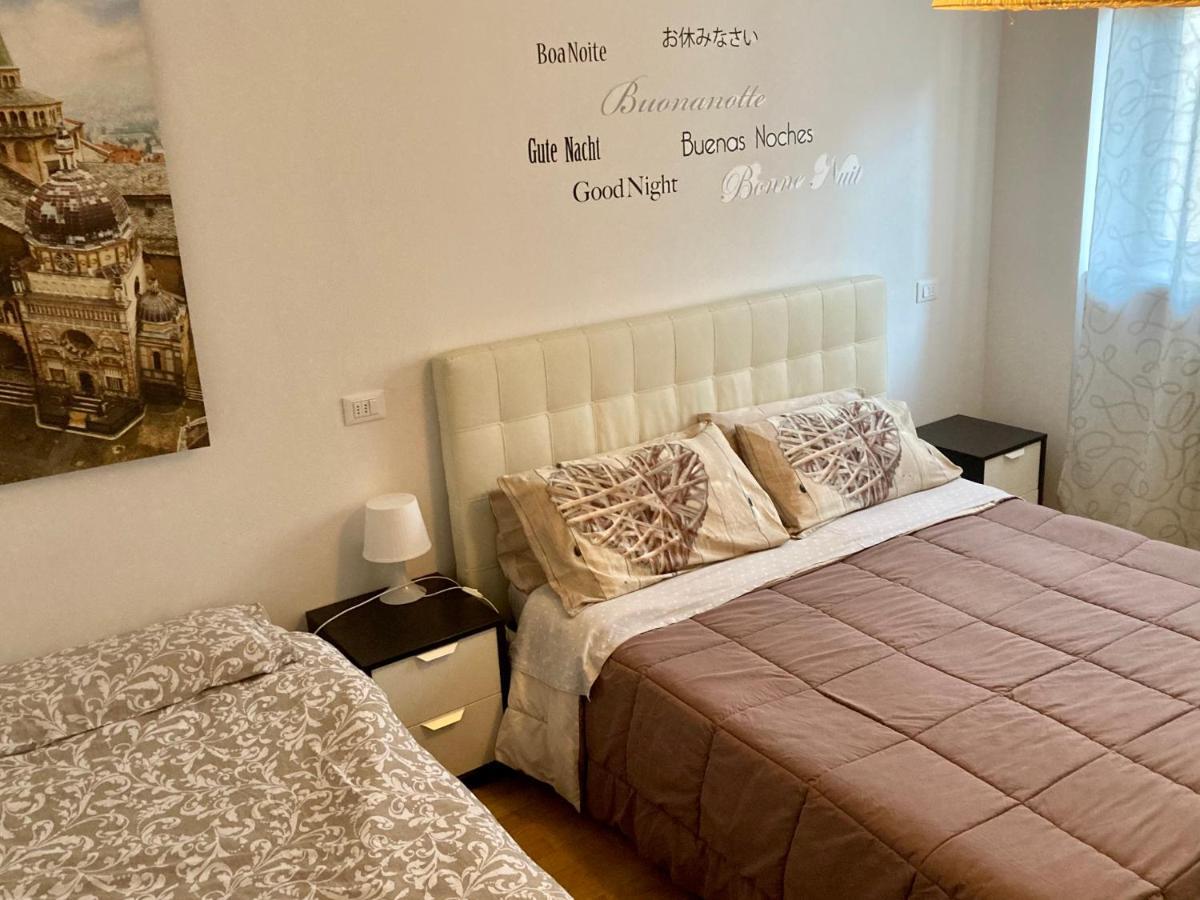 The Little House In Bergamo Apartment Bagian luar foto