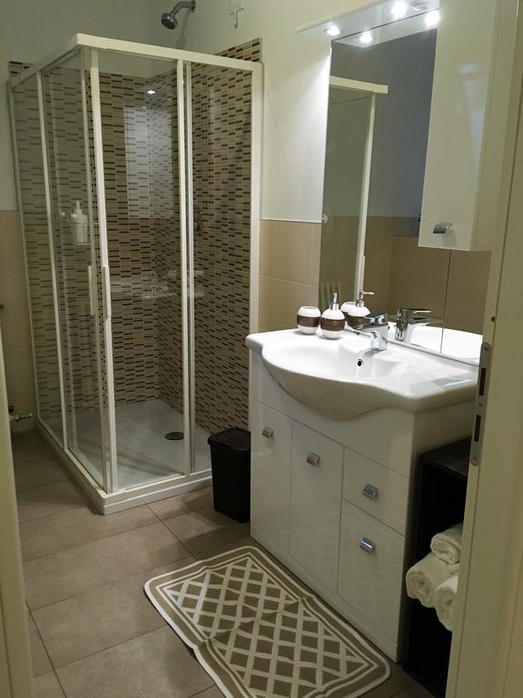 The Little House In Bergamo Apartment Bagian luar foto